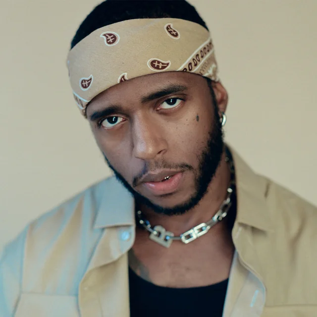عکس بلک (6LACK) — خواننده در TapSeda