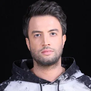 بنیامین بهادری