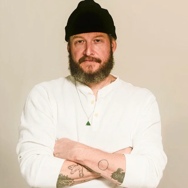 عکس Bon Iver — خواننده در TapSeda