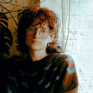 عکس Cavetown — خواننده در TapSeda