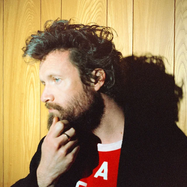 عکس Father John Misty — خواننده در TapSeda