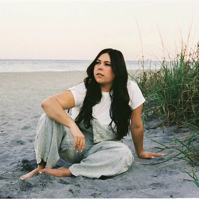 عکس Gigi Perez — خواننده در TapSeda