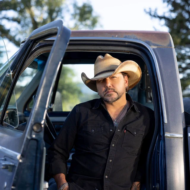 عکس Jason Aldean — خواننده در TapSeda