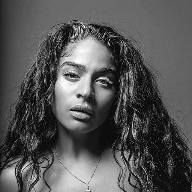 عکس Jessie Reyez — خواننده در TapSeda
