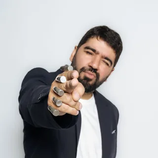 عکس JJ — خواننده در TapSeda
