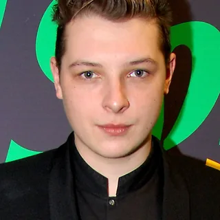 عکس John Newman — خواننده در TapSeda