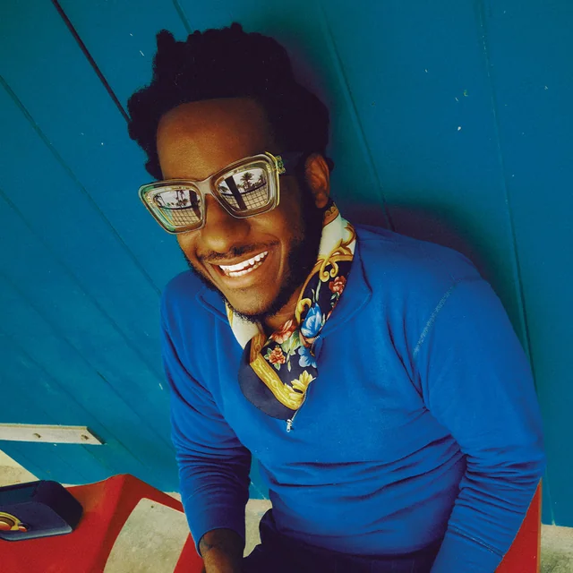 عکس Leon Bridges — خواننده در TapSeda
