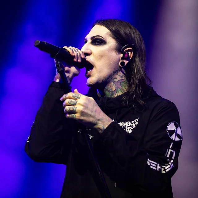 عکس Motionless In White — خواننده در TapSeda