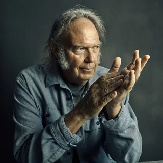 عکس Neil Young — خواننده در TapSeda