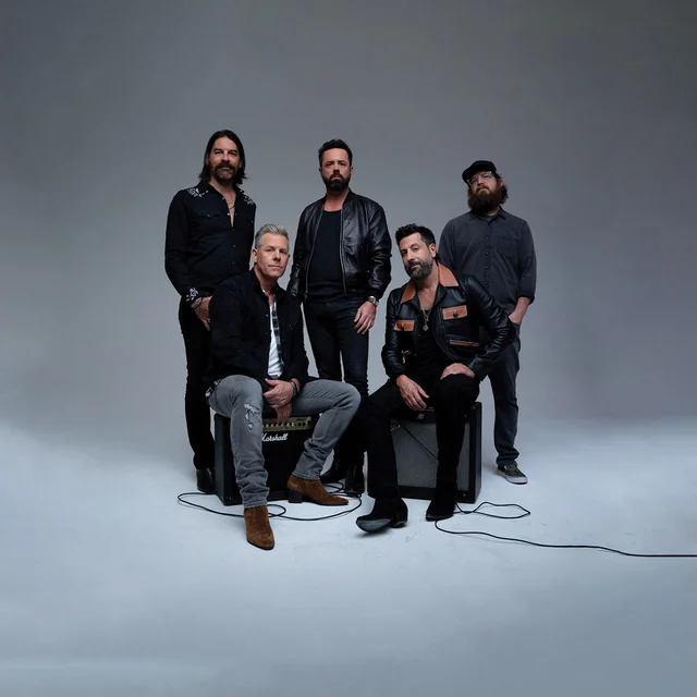 عکس Old Dominion — خواننده در TapSeda