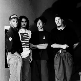 عکس Rage Against The Machine — خواننده در TapSeda