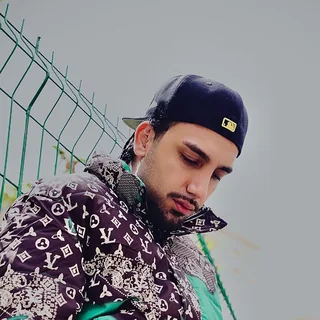 عکس Shahemoon — خواننده در TapSeda