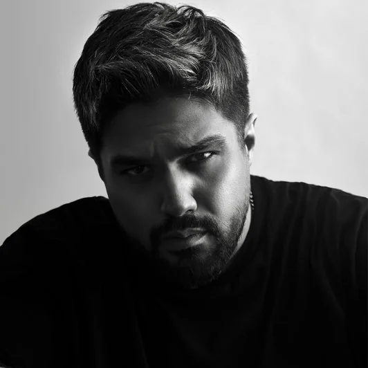 عکس شایان اشراقی (Shayan Eshraghi) — خواننده در TapSeda