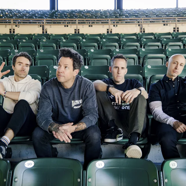 عکس Simple Plan — خواننده در TapSeda