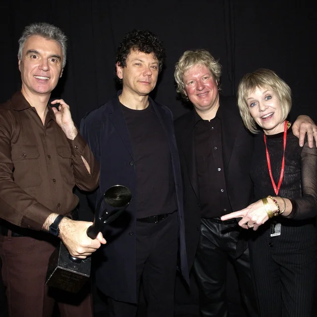 عکس Talking Heads — خواننده در TapSeda