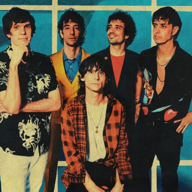 عکس The Strokes — خواننده در TapSeda