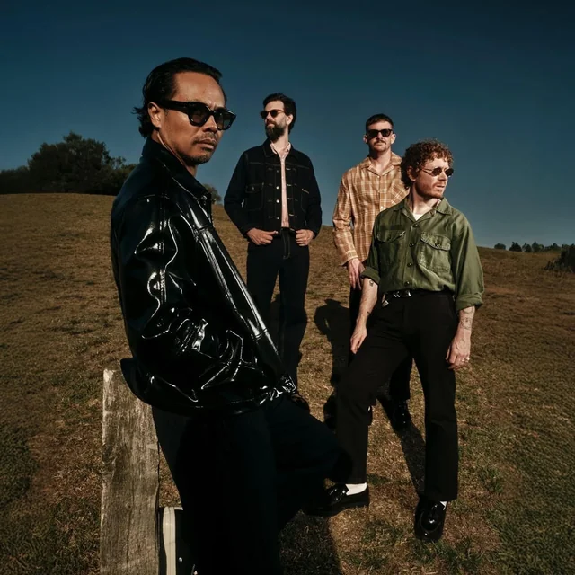 عکس The Temper Trap — خواننده در TapSeda