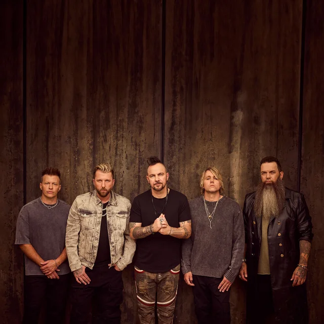 عکس Three Days Grace — خواننده در TapSeda