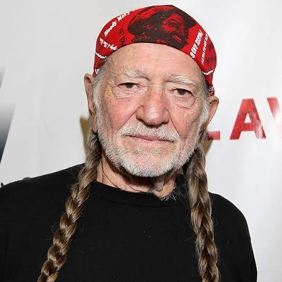عکس Willie Nelson — خواننده در TapSeda