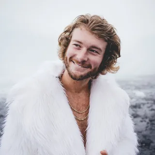 عکس Yung Gravy — خواننده در TapSeda