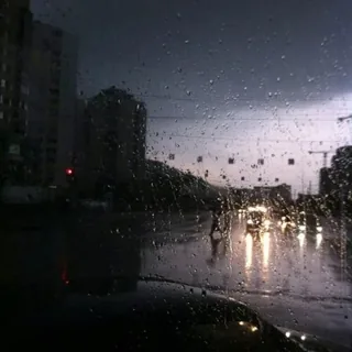 Akharin Shab Rainy
